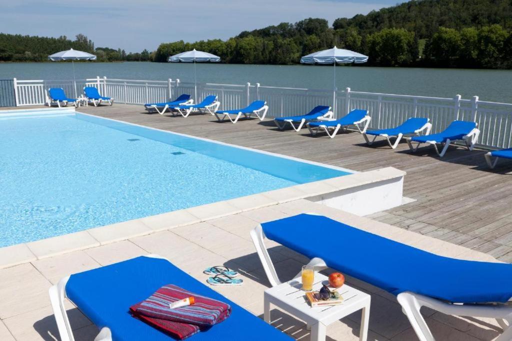 Residence Pierre & Vacances Le Hameau Du Lac Marciac Exterior foto